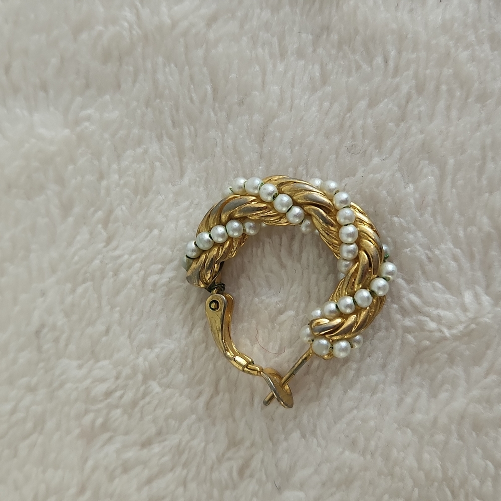 Liz Claiborne 10.75 in Necklace w 2.75 in Extension + Gold Twist+ Pearl Earrings - Picture 11 of 11